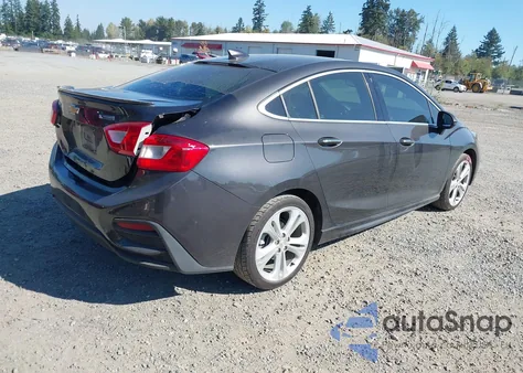 2016 Chevrolet Cruze Premier z USA, uszkodzony, nr VIN 1G1BG5SM2G7321064